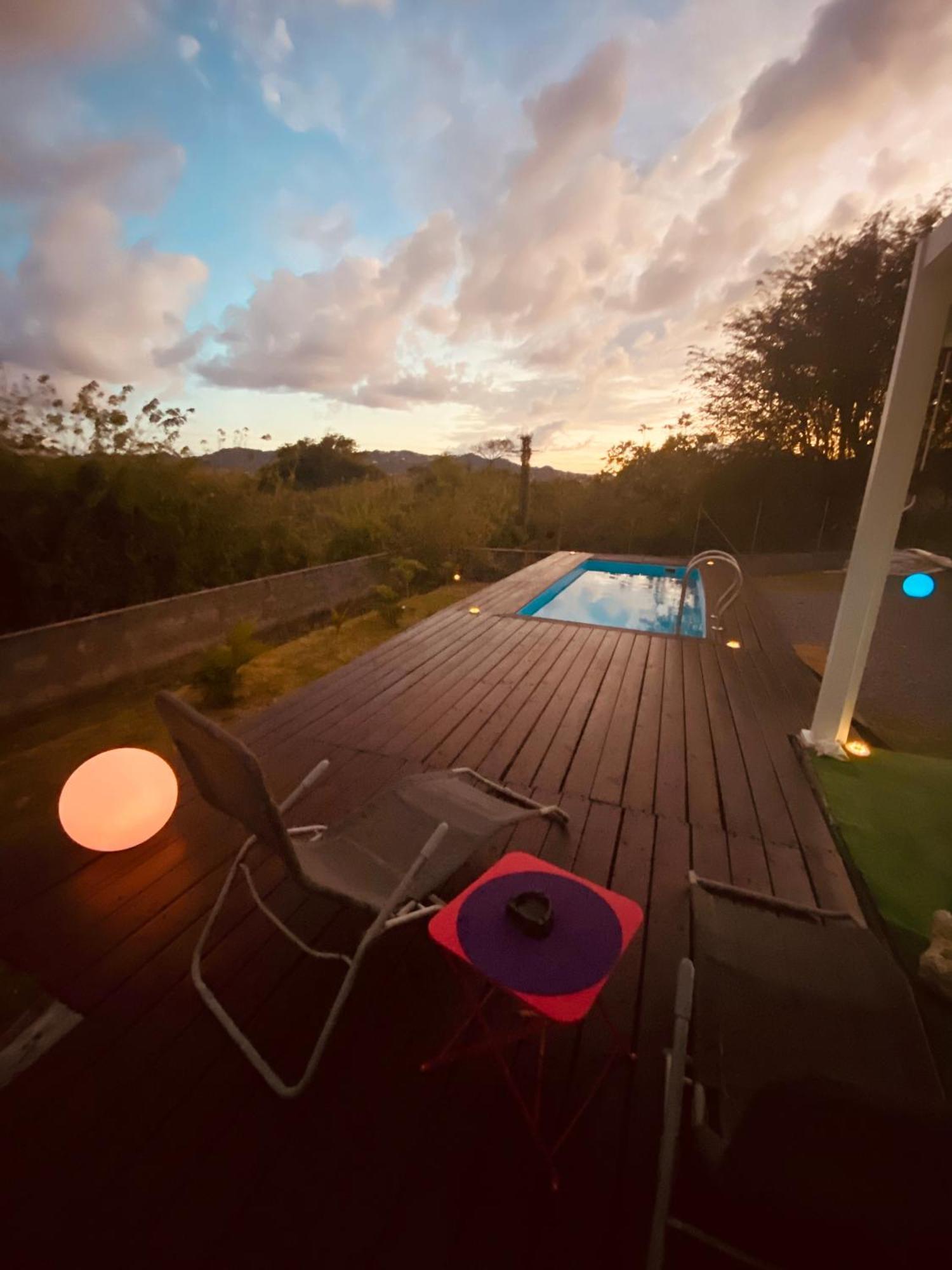 Villa Klytanly Le Robert Bagian luar foto
